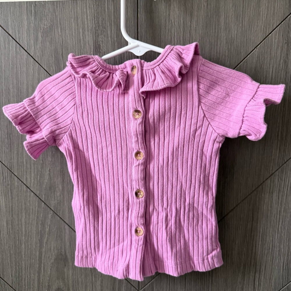 Kate Quinn Pink Ribbed Ruffle Top - Picture 2 of 2